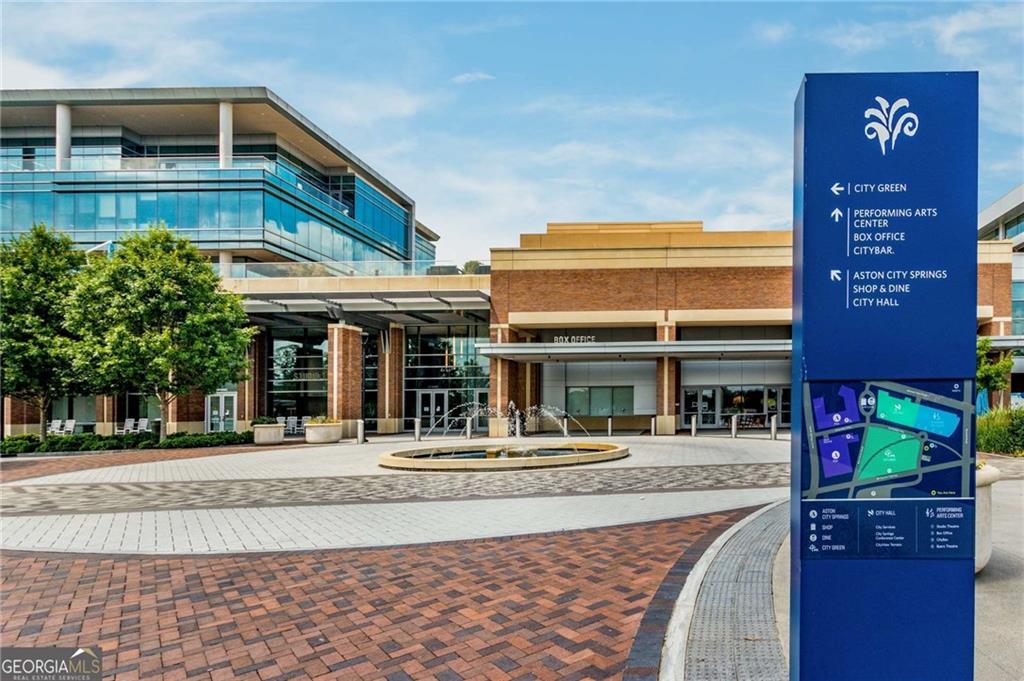 5635 Lake Forrest Drive