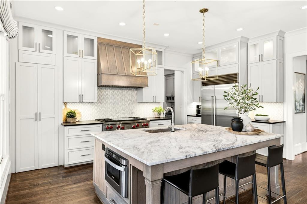 2838 Redding Road NE