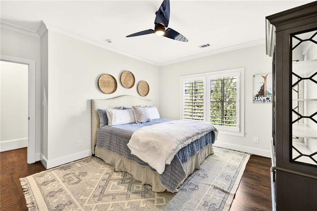 2838 Redding Road NE