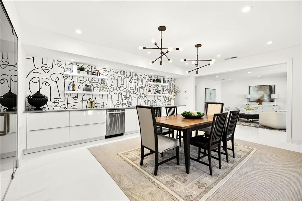 2838 Redding Road NE