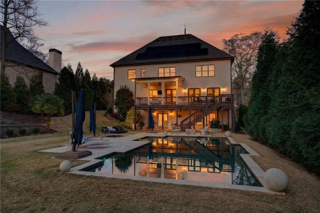 2838 Redding Road NE