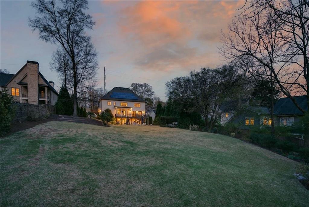 2838 Redding Road NE