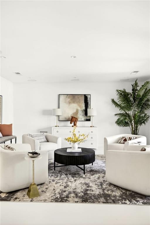 2838 Redding Road NE