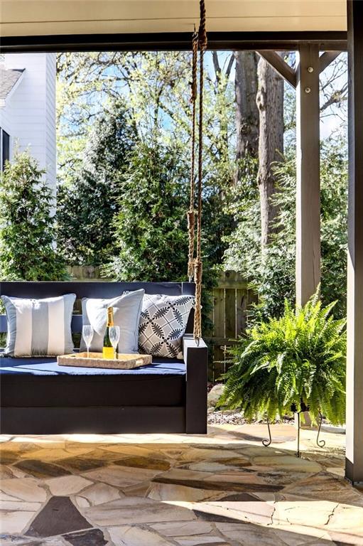 2838 Redding Road NE