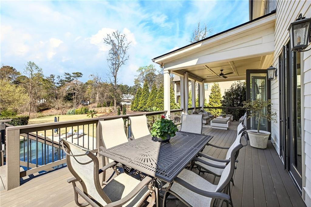 2838 Redding Road NE