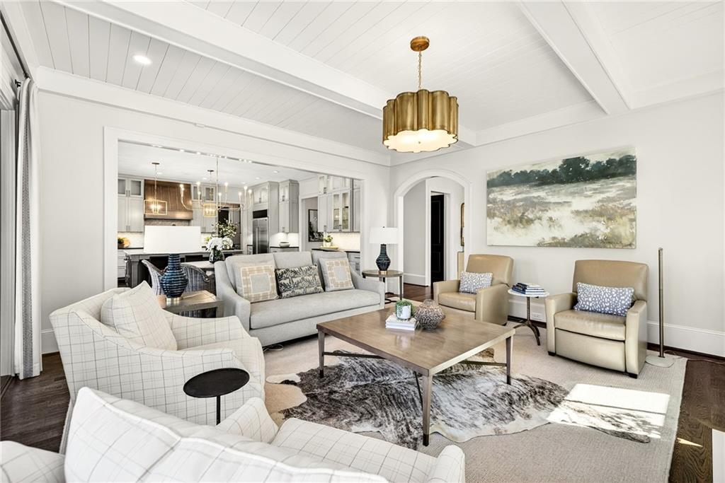 2838 Redding Road NE