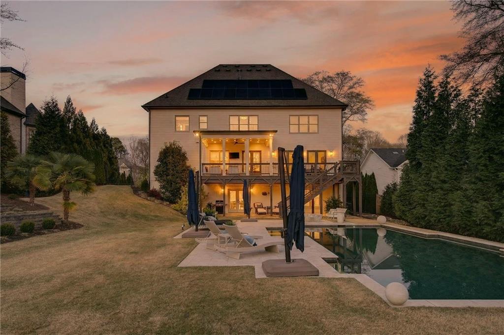 2838 Redding Road NE