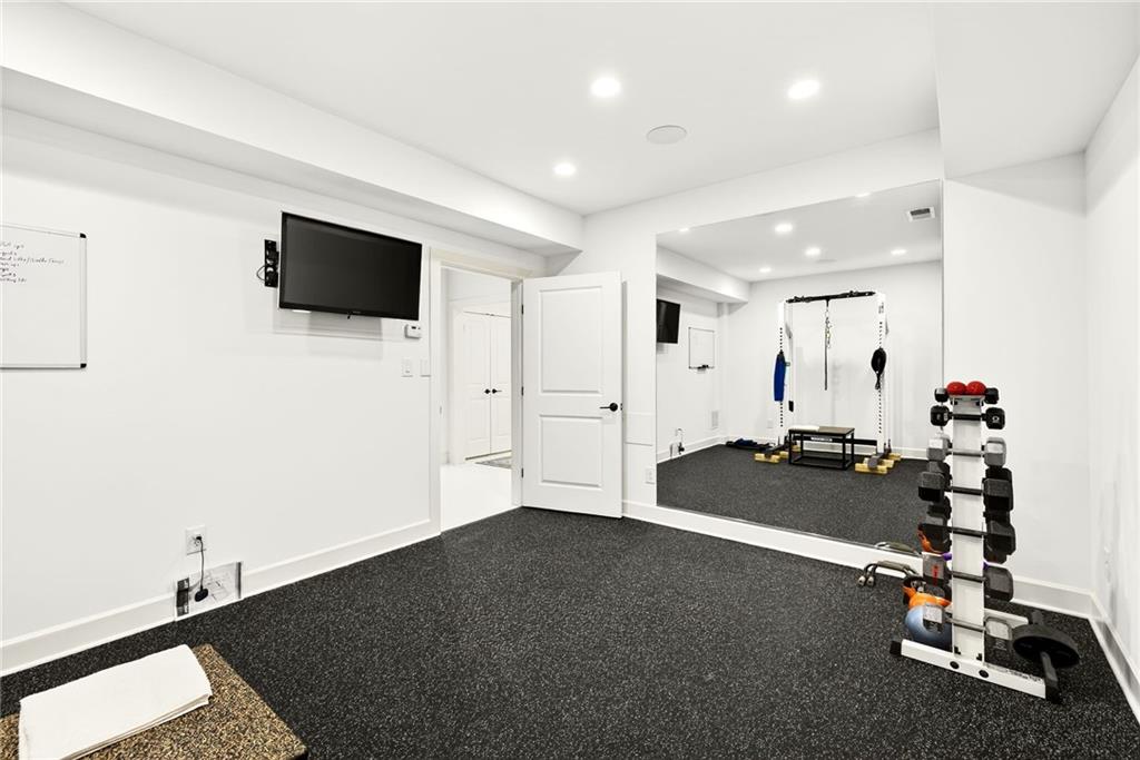 2838 Redding Road NE