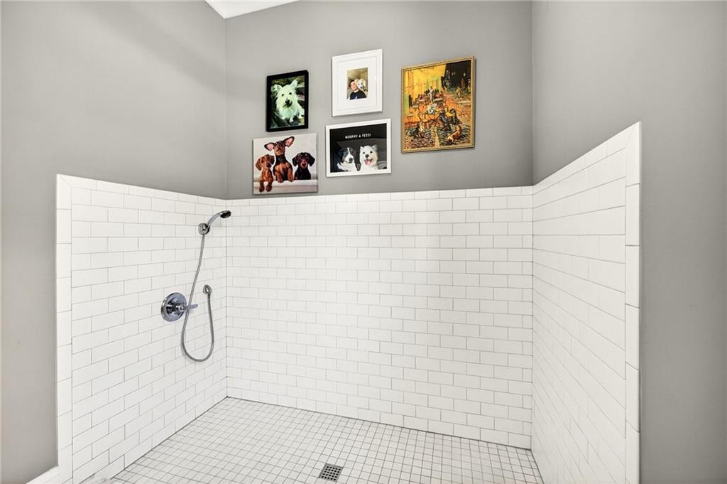 2838 Redding Road NE