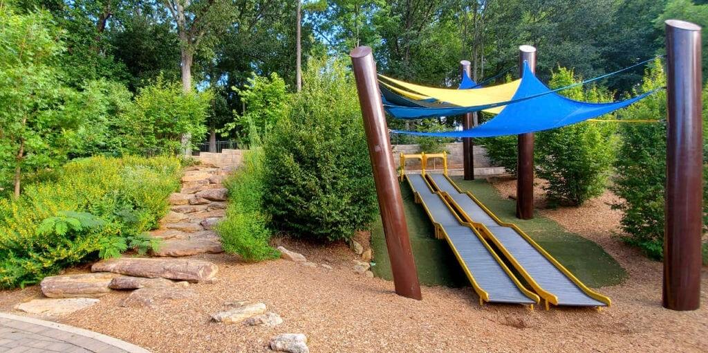 5635 Lake Forrest Drive