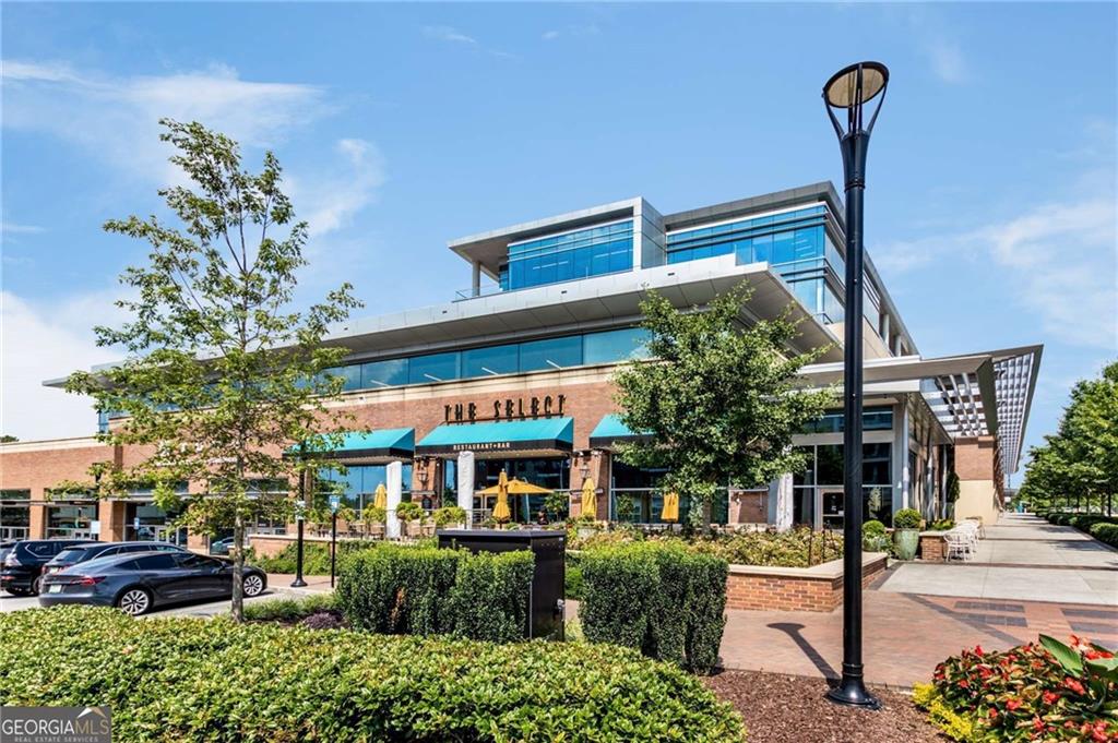 5635 Lake Forrest Drive