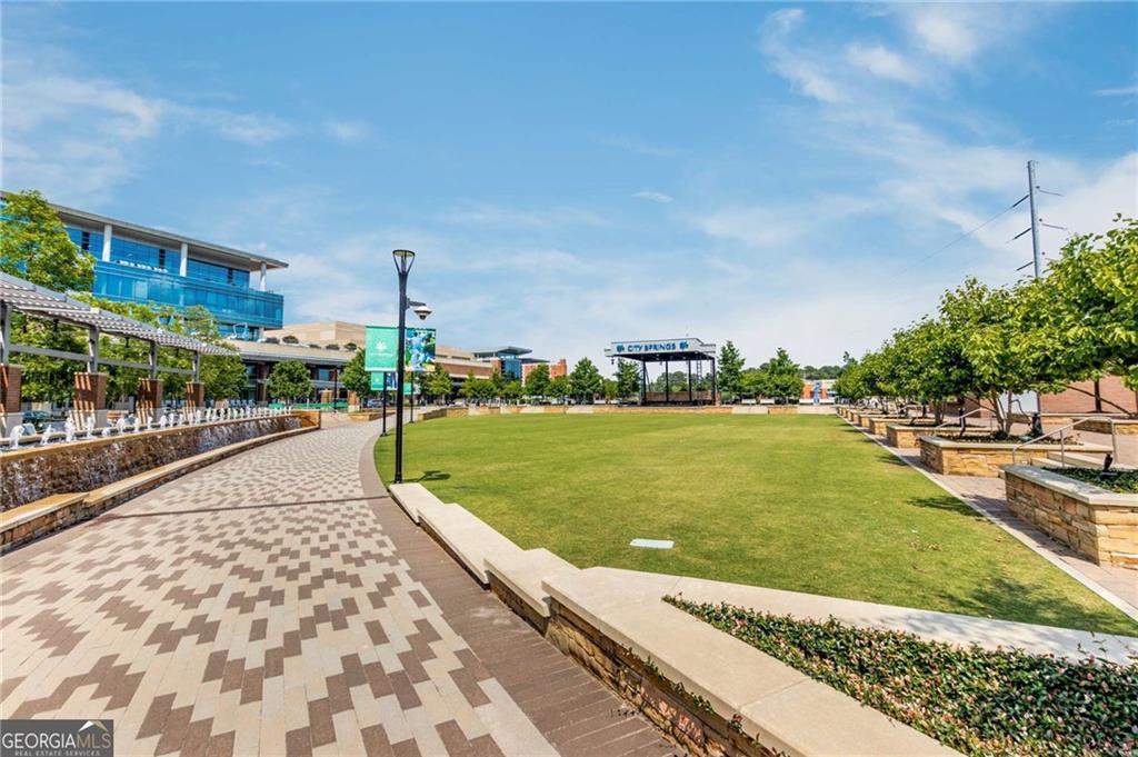 5635 Lake Forrest Drive