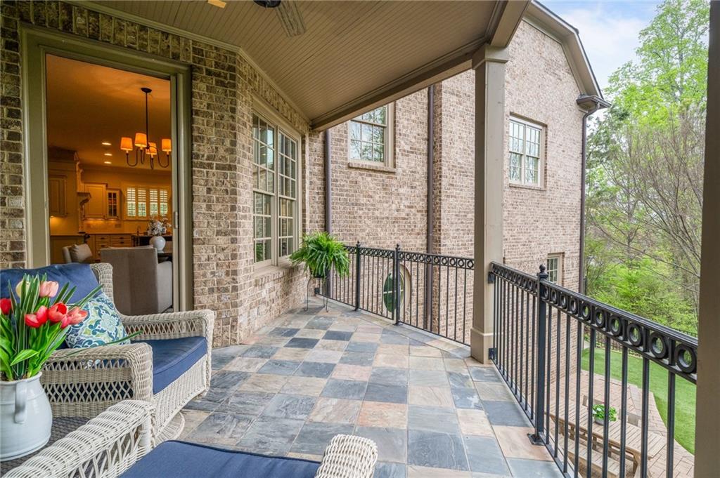 1950 Bennetts Point Drive