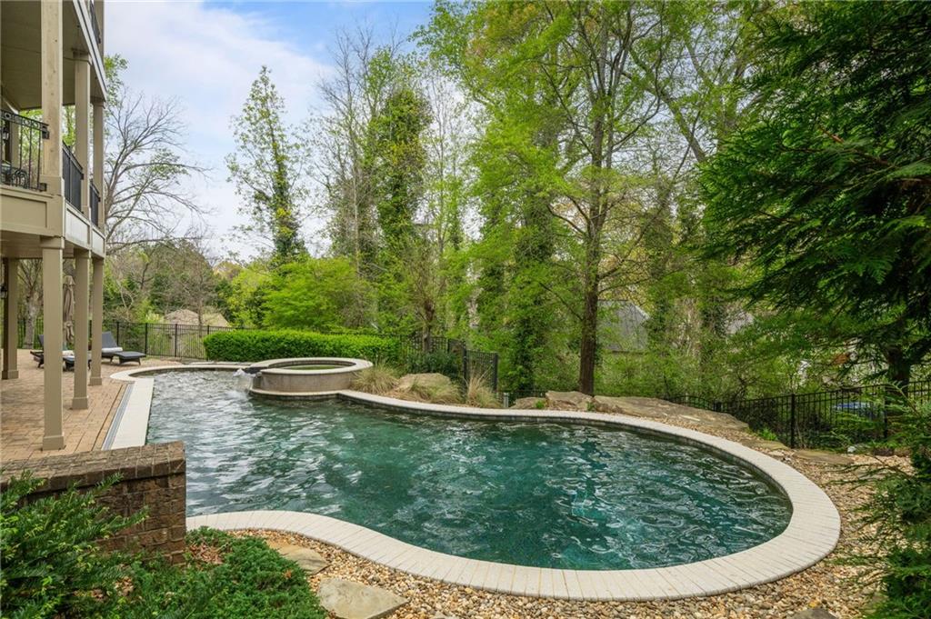 1950 Bennetts Point Drive