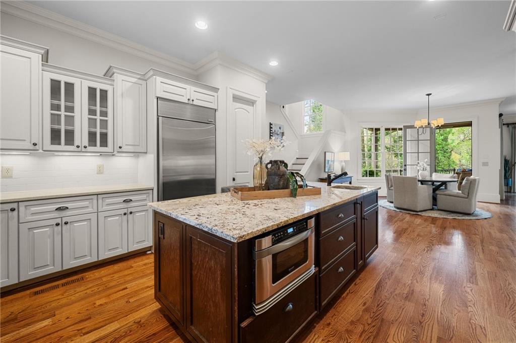 1950 Bennetts Point Drive