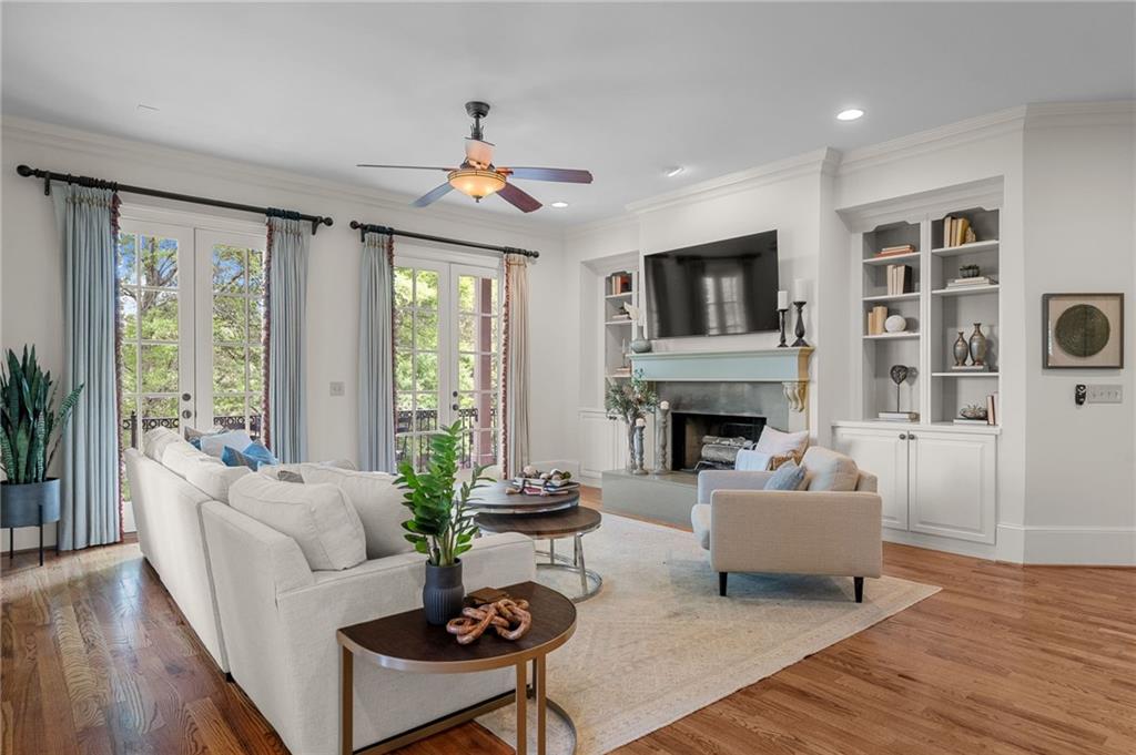 1950 Bennetts Point Drive