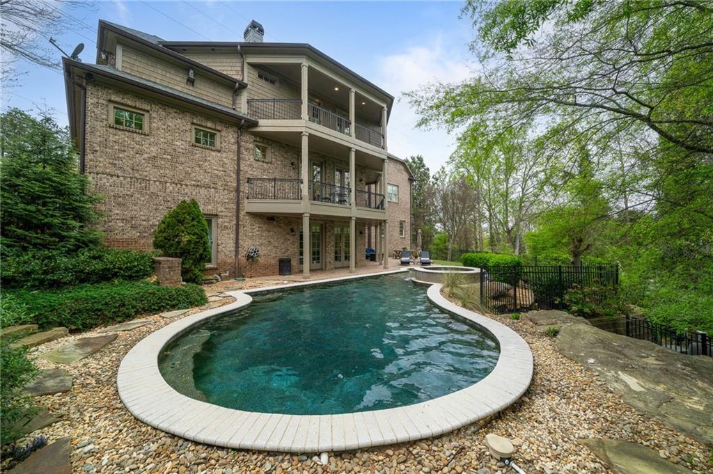 1950 Bennetts Point Drive