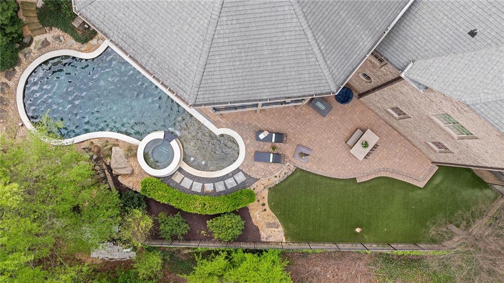 1950 Bennetts Point Drive