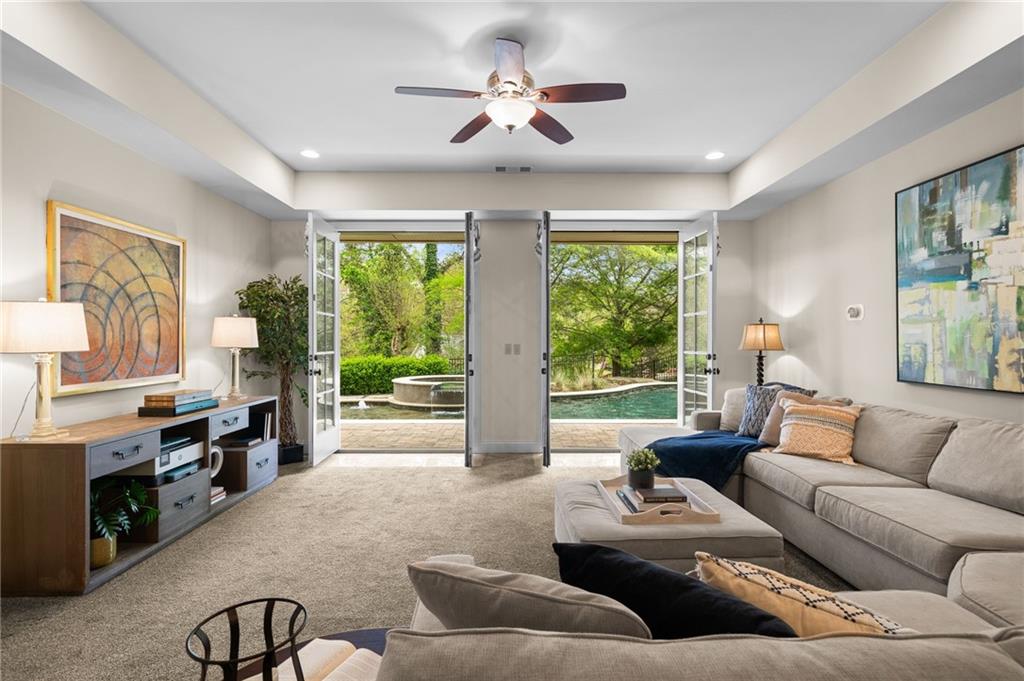 1950 Bennetts Point Drive