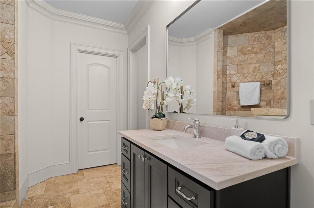 1950 Bennetts Point Drive