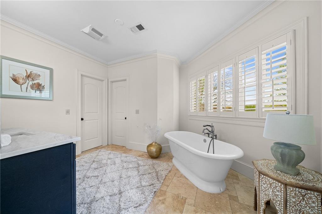 1950 Bennetts Point Drive