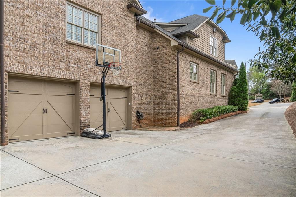 1950 Bennetts Point Drive