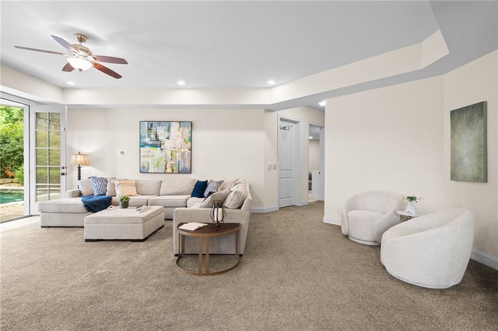 1950 Bennetts Point Drive