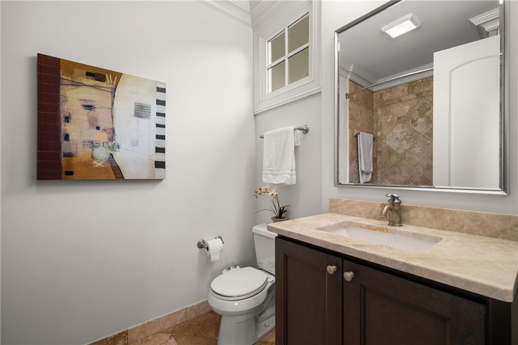 1950 Bennetts Point Drive