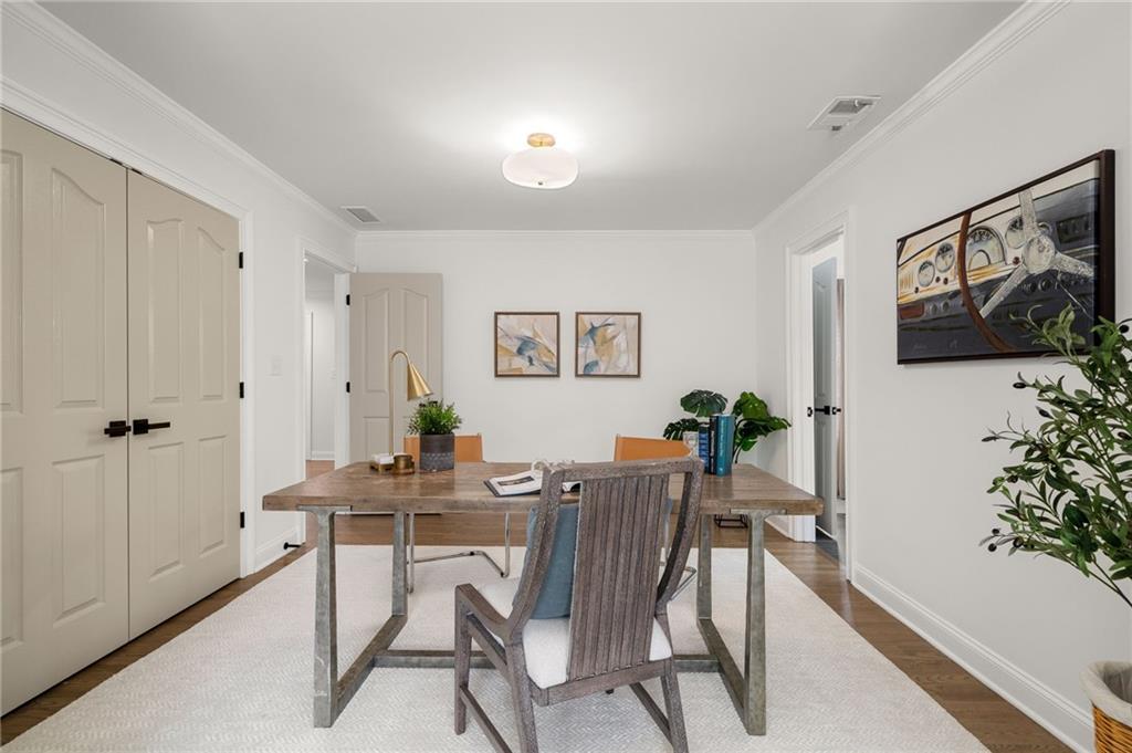 1210 Pine Grove Avenue NE