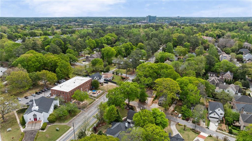 1210 Pine Grove Avenue NE