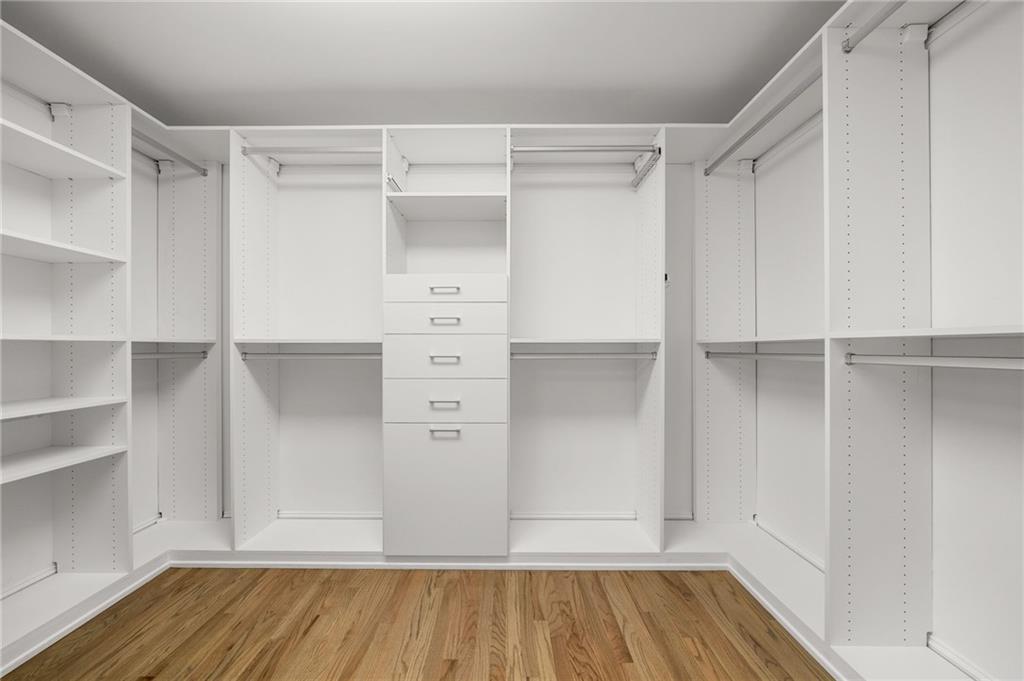 1210 Pine Grove Avenue NE