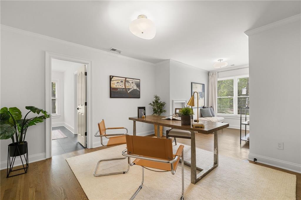 1210 Pine Grove Avenue NE