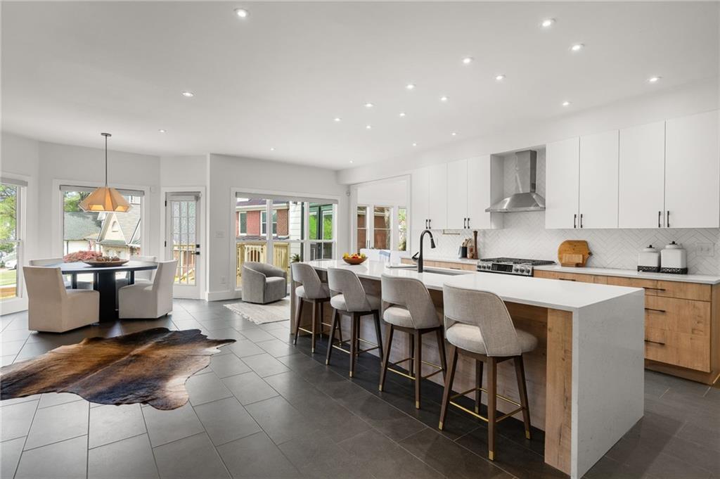 1210 Pine Grove Avenue NE