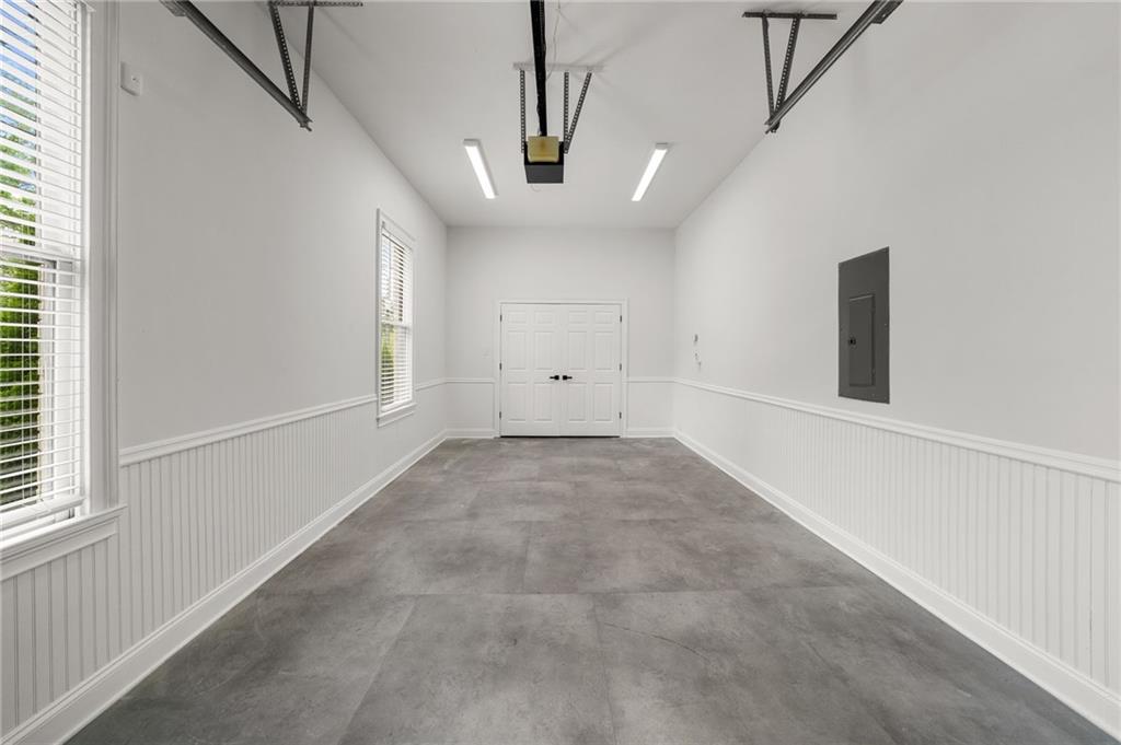 1210 Pine Grove Avenue NE