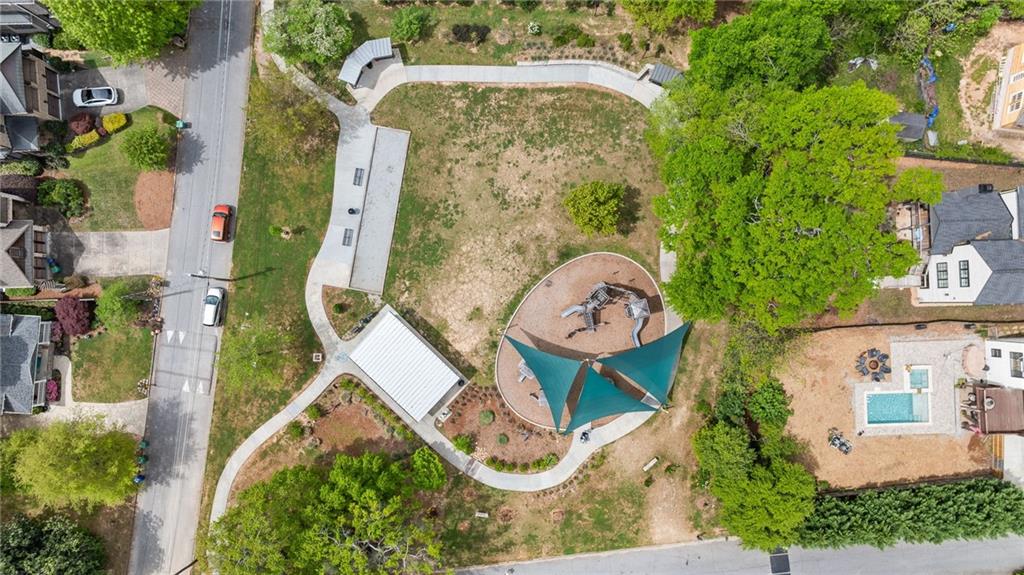 1210 Pine Grove Avenue NE