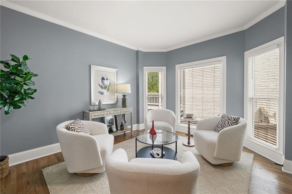 1210 Pine Grove Avenue NE