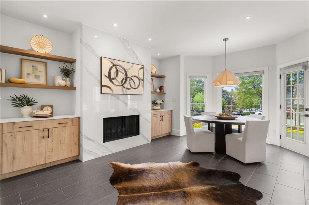 1210 Pine Grove Avenue NE