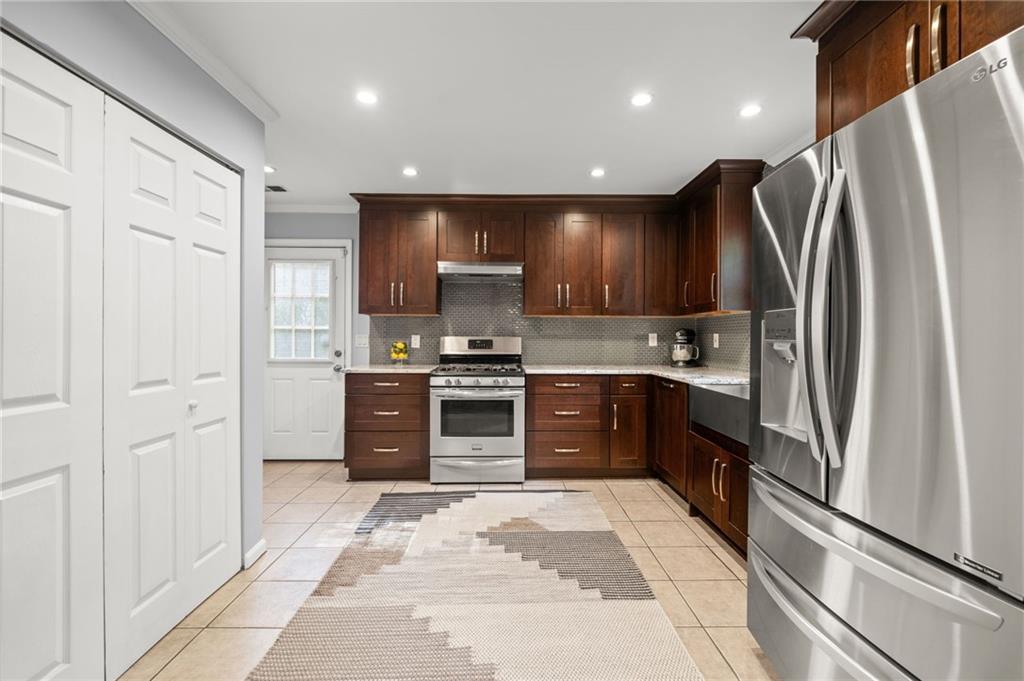 2451 Ellijay Drive NE