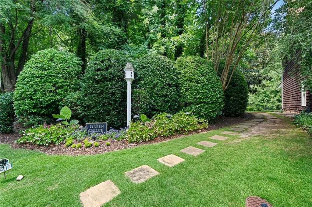 2599 Brookline Circle
