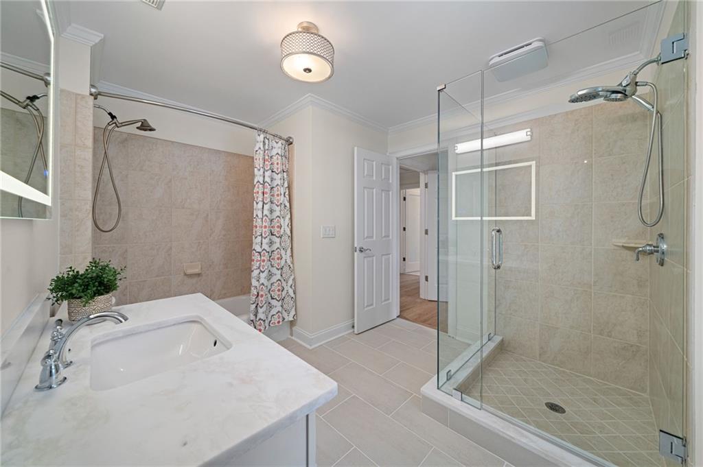 2599 Brookline Circle