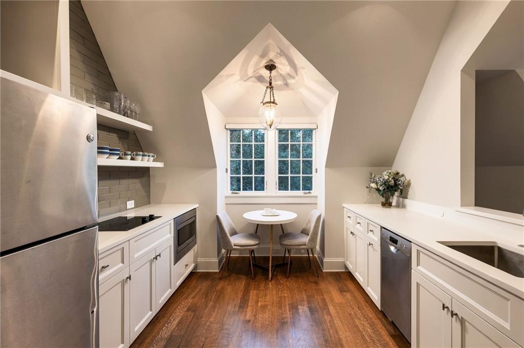 470 W Paces Ferry Road NW