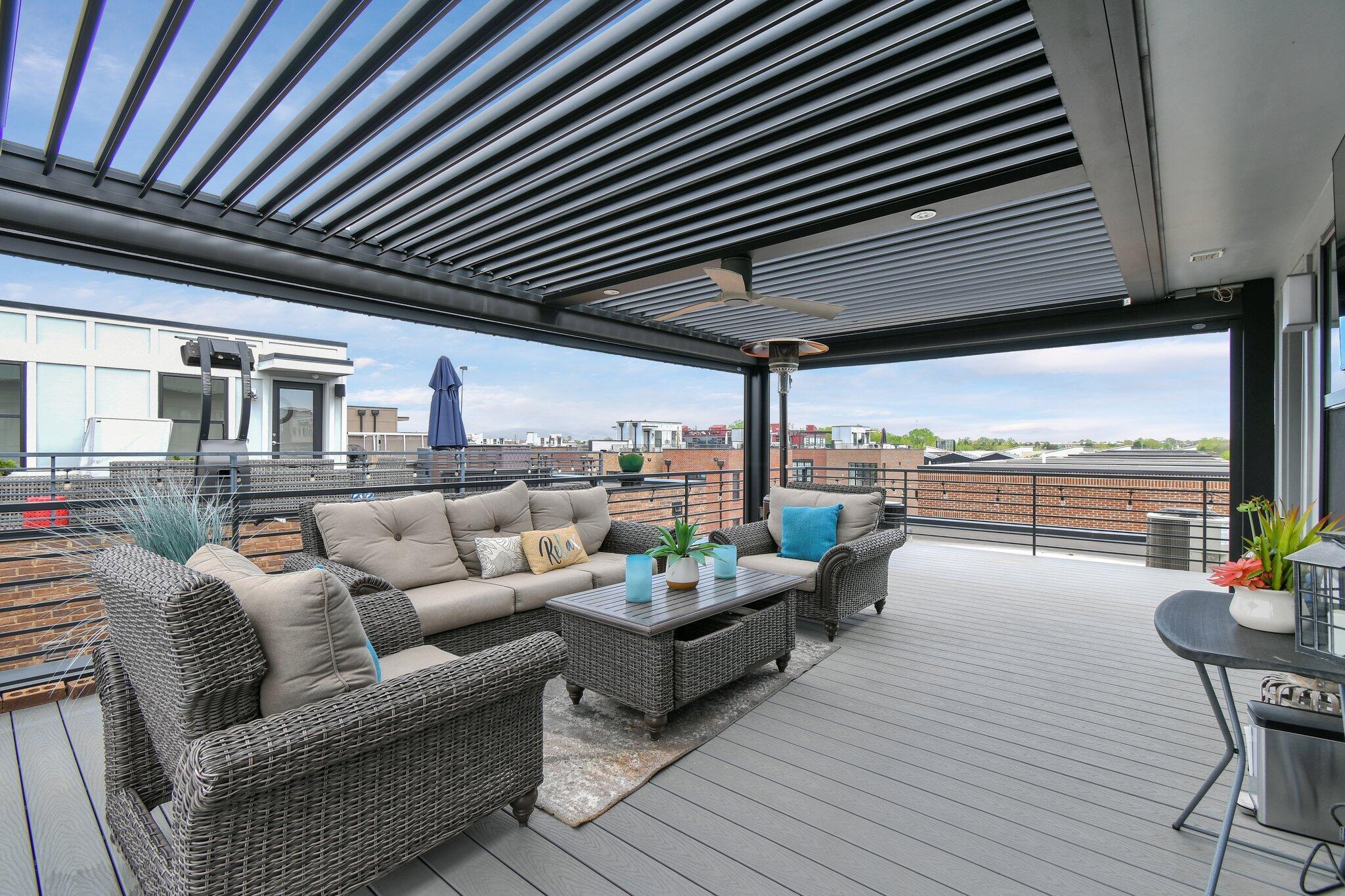 754 N 6TH Street