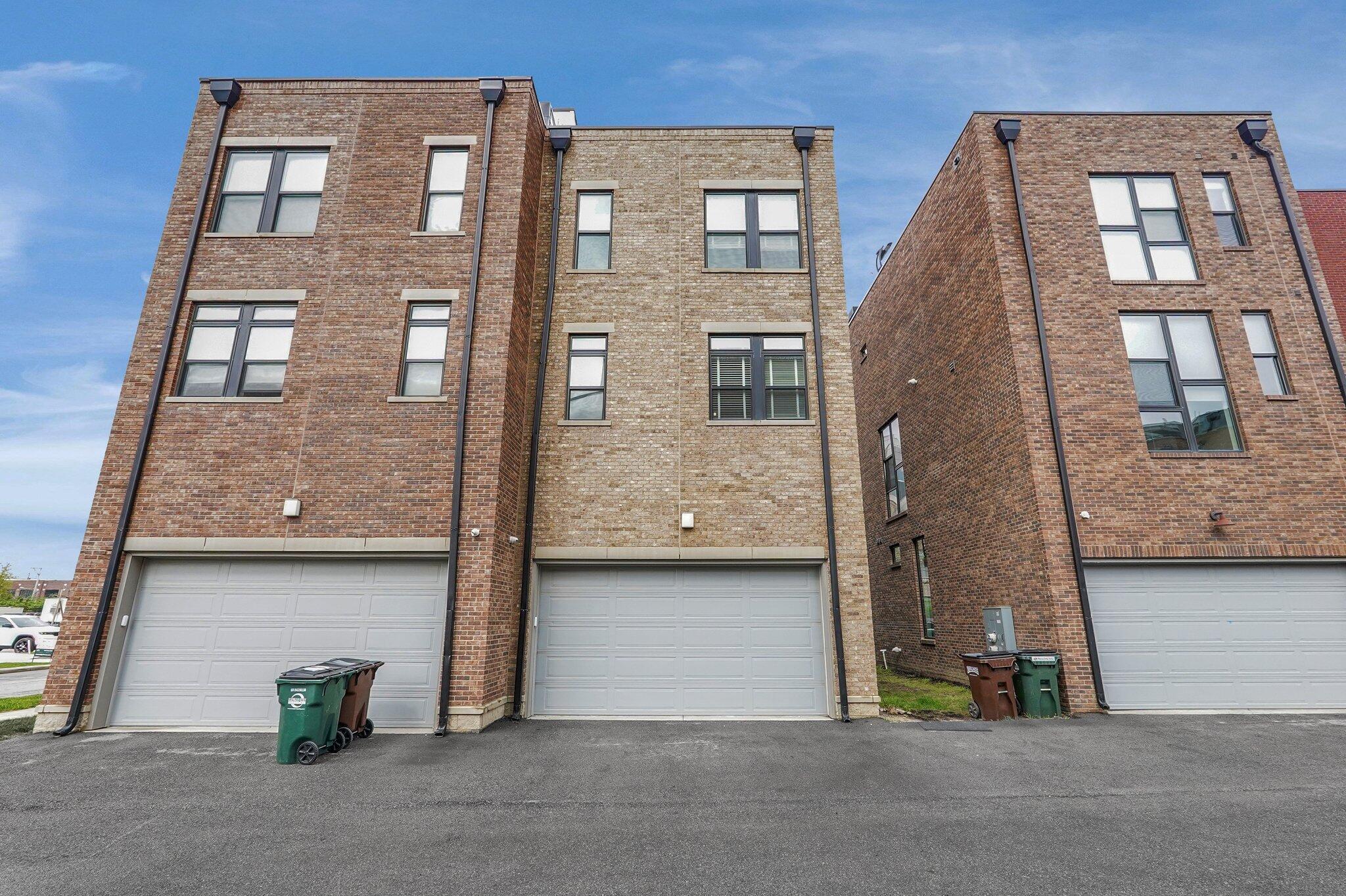 754 N 6TH Street