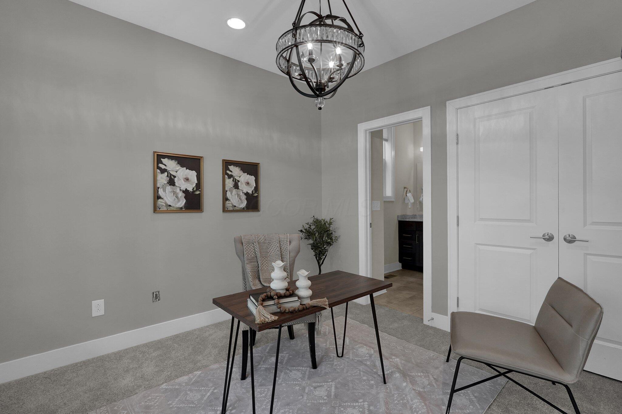 754 N 6TH Street