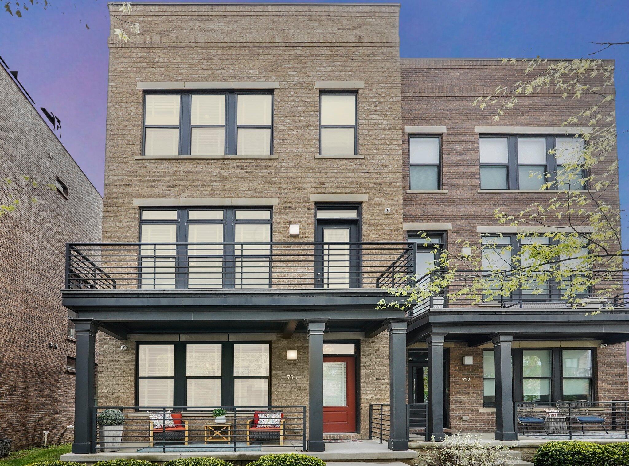 754 N 6TH Street