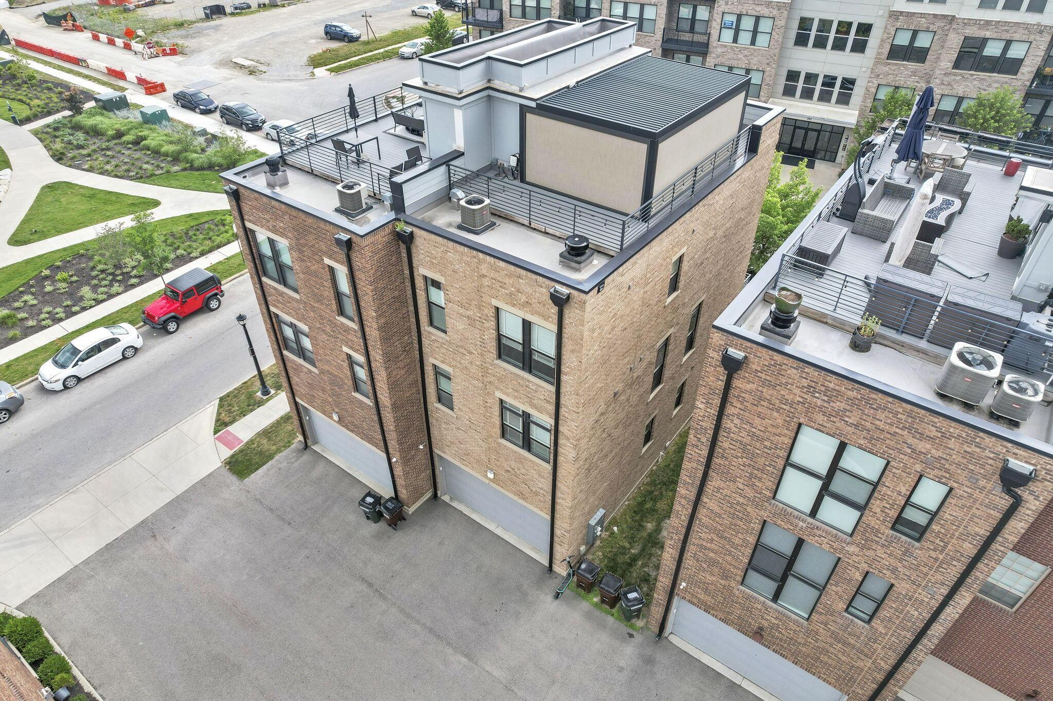 754 N 6TH Street