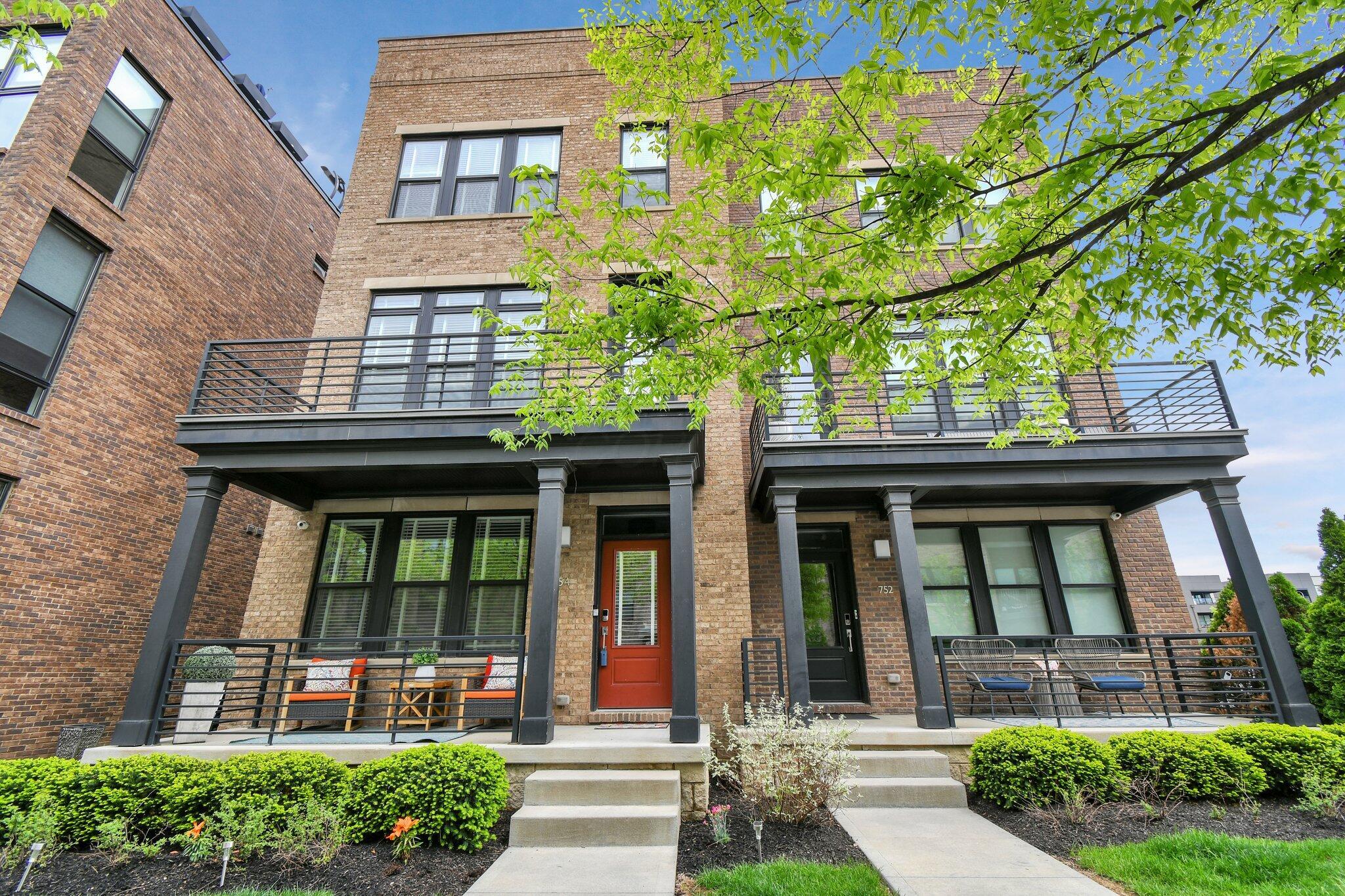 754 N 6TH Street