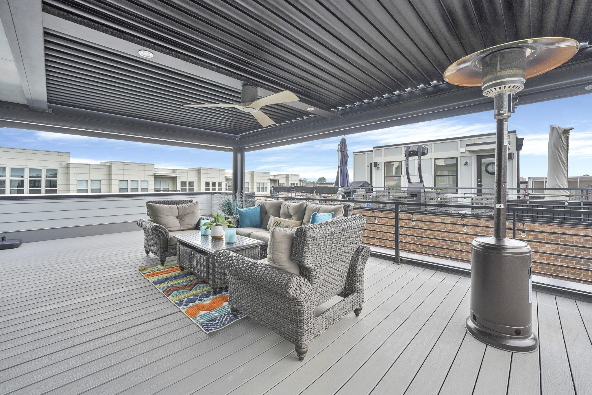 754 N 6TH Street