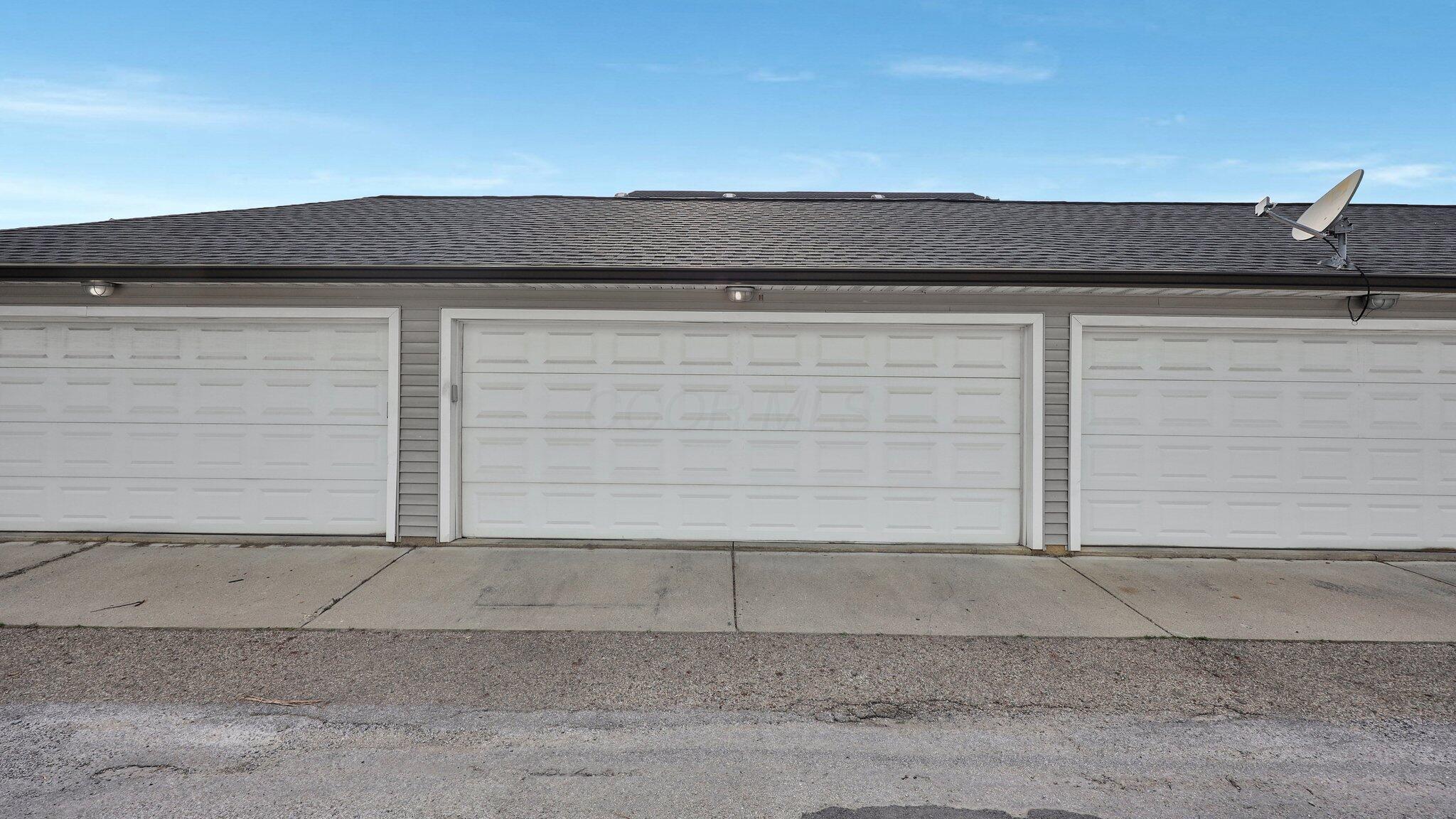 1098 Oregon Avenue