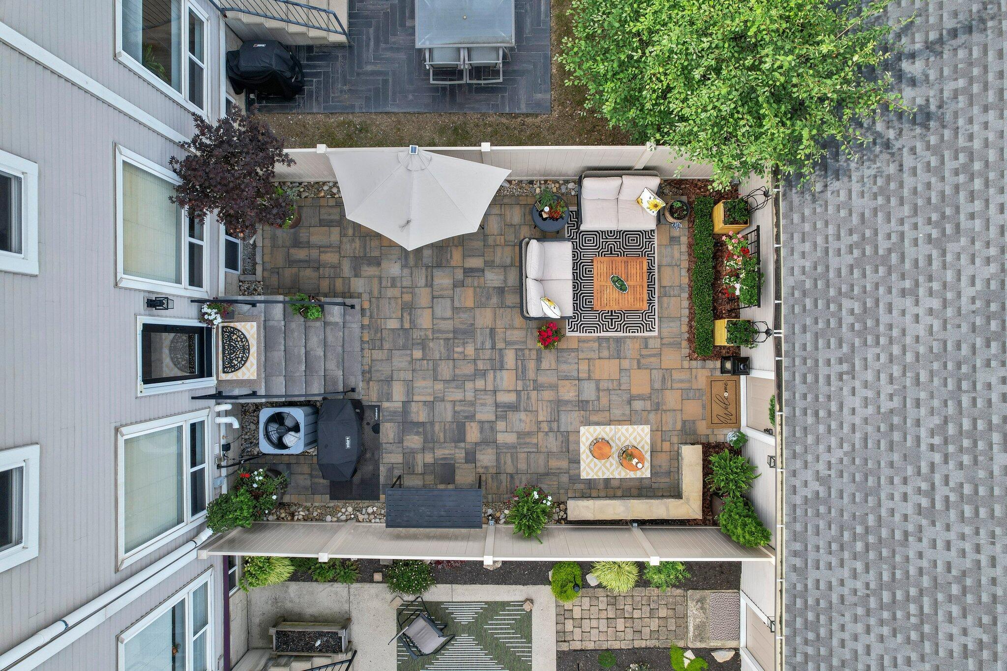 1098 Oregon Avenue
